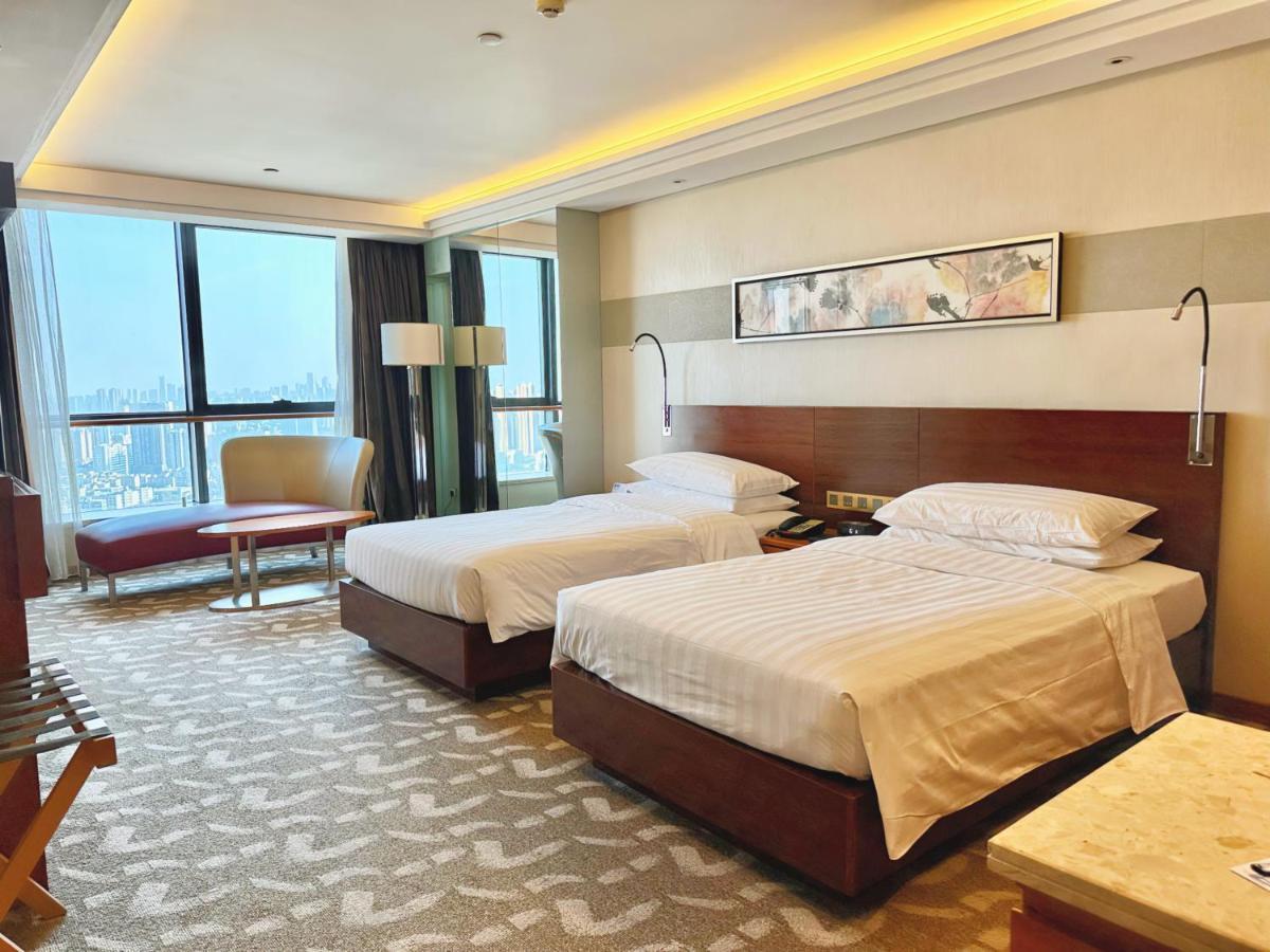 Swissotel Foshan, Guangdong - Free Shuttle To Canton Fair Εξωτερικό φωτογραφία